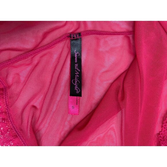 Seven Till Midnight Hot Pink Sheer V Neck  Babydoll With Lace Detailing Size S - Picture 7 of 9